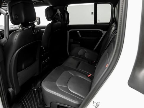 Used 2024 Land Rover Defender 130 Outbound AWD/4WD image 37