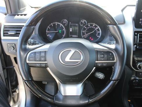 Certified 2023 Lexus GX 460 Premium w/ Premium Package AWD/4WD image 17