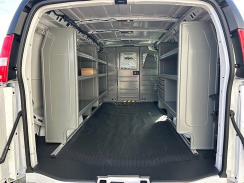New 2025 GMC Savana 2500 w/ Driver Convenience Package image 20