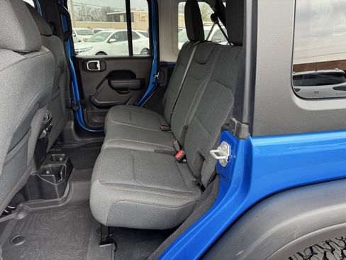 Used 2024 Jeep Wrangler Unlimited Sport image 8