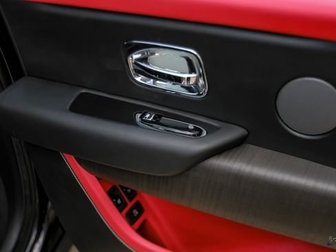 Used 2022 Rolls-Royce Cullinan image 79