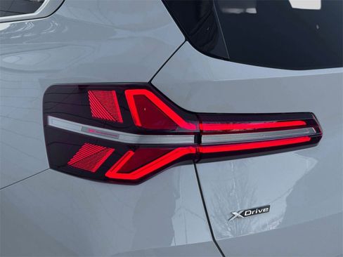 Certified 2025 BMW X3 xDrive30i w/ Premium Package image 11