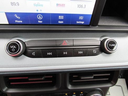Used 2023 Ford Maverick Lariat w/ Lariat Luxury Package AWD/4WD image 17