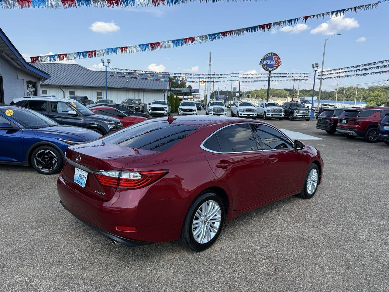 Used 2014 Lexus ES 350 w/ Luxury Package FWD image 5