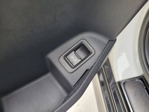 Used 2025 MINI Cooper S image 13