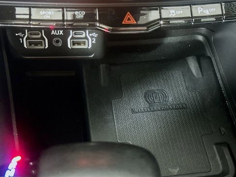 Used 2023 Dodge Durango R/T image 34