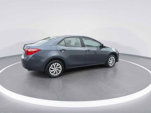 Certified 2018 Toyota Corolla LE image 8
