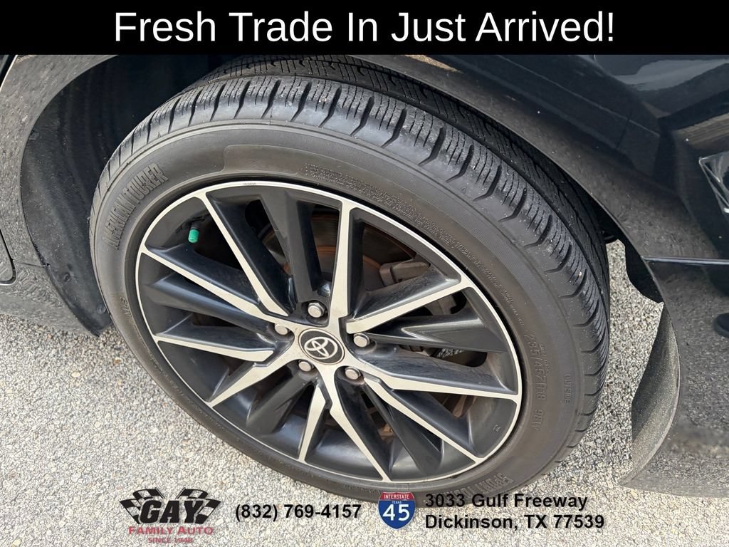 Used 2026 Toyota Camry XLE FWD image 6