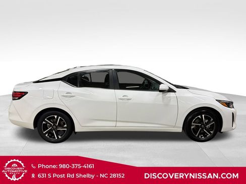 Certified 2024 Nissan Sentra SV FWD image 5