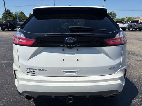 Used 2023 Ford Edge Titanium w/ Equipment Group 301A AWD/4WD image 4