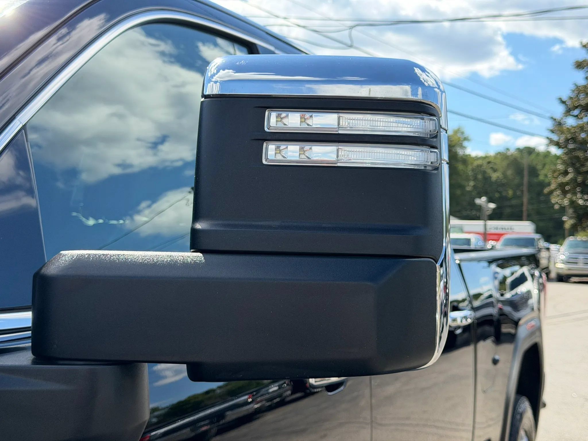 Used 2022 GMC Sierra 2500 Denali w/ Denali Ultimate Package AWD/4WD image 12