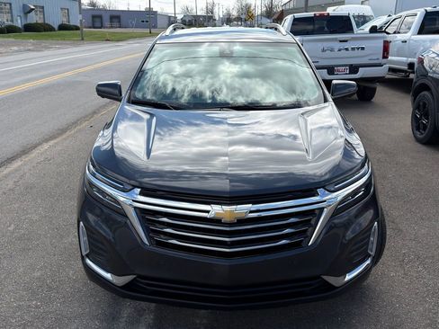 Used 2022 Chevrolet Equinox Premier AWD/4WD image 9