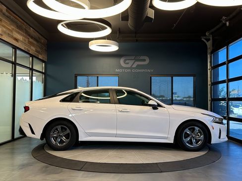 Used 2022 Kia K5 LXS image 2