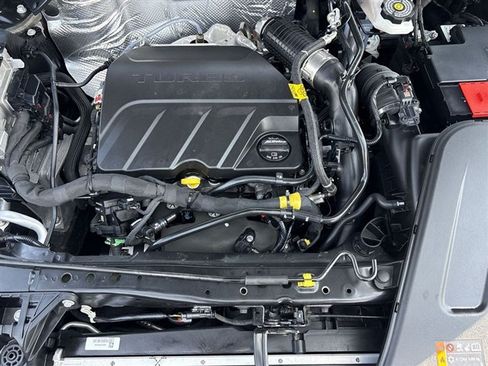 Certified 2024 Buick Envista Sport Touring w/ Convenience I Package FWD image 28