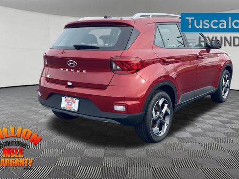 New 2026 Hyundai Venue SEL image 9