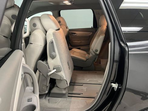 Used 2014 Chevrolet Traverse LT FWD image 21