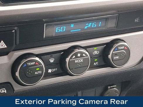 Used 2021 Toyota Tacoma SR5 AWD/4WD image 14