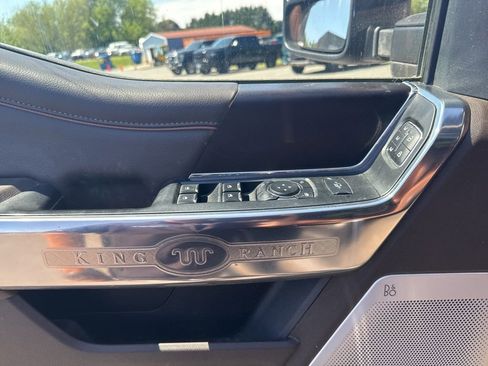 Used 2025 Ford F450 King Ranch w/ Chrome Package AWD/4WD image 12