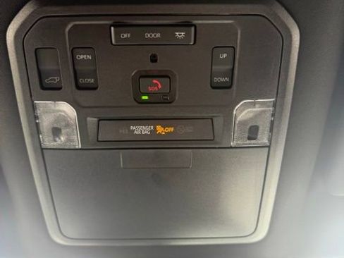 Used 2025 Toyota Sequoia Limited image 34