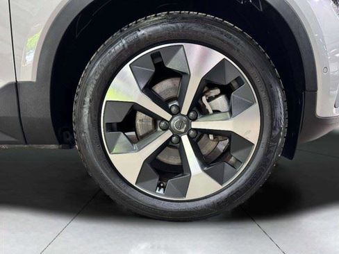 Used 2023 Volvo XC40 B5 Plus w/ Driver Assist Package AWD/4WD image 18