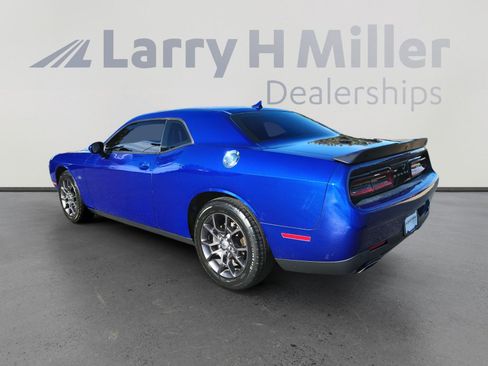 Used 2018 Dodge Challenger GT w/ Driver Convenience Group image 3