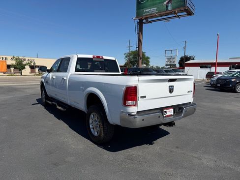 Used 2015 RAM 2500 Laramie w/ Convenience Group AWD/4WD image 4