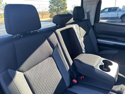 Used 2015 Toyota Tundra SR5 w/ SR5 Upgrade Package image 24