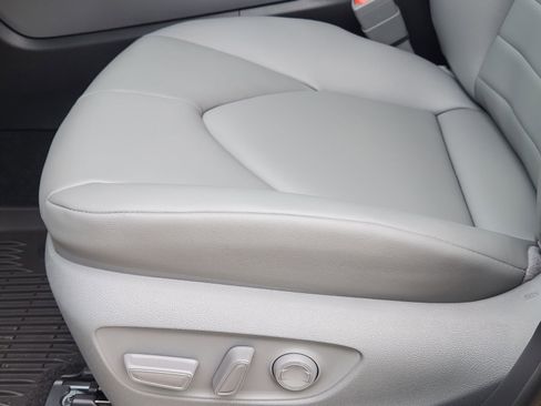 New 2026 Toyota Highlander XLE AWD/4WD image 22