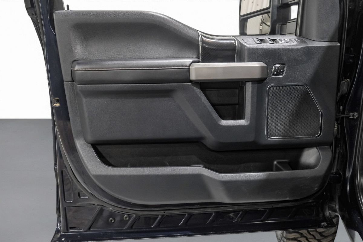 Used 2022 Ford F450 Platinum w/ FX4 Off-Road Package AWD/4WD image 44