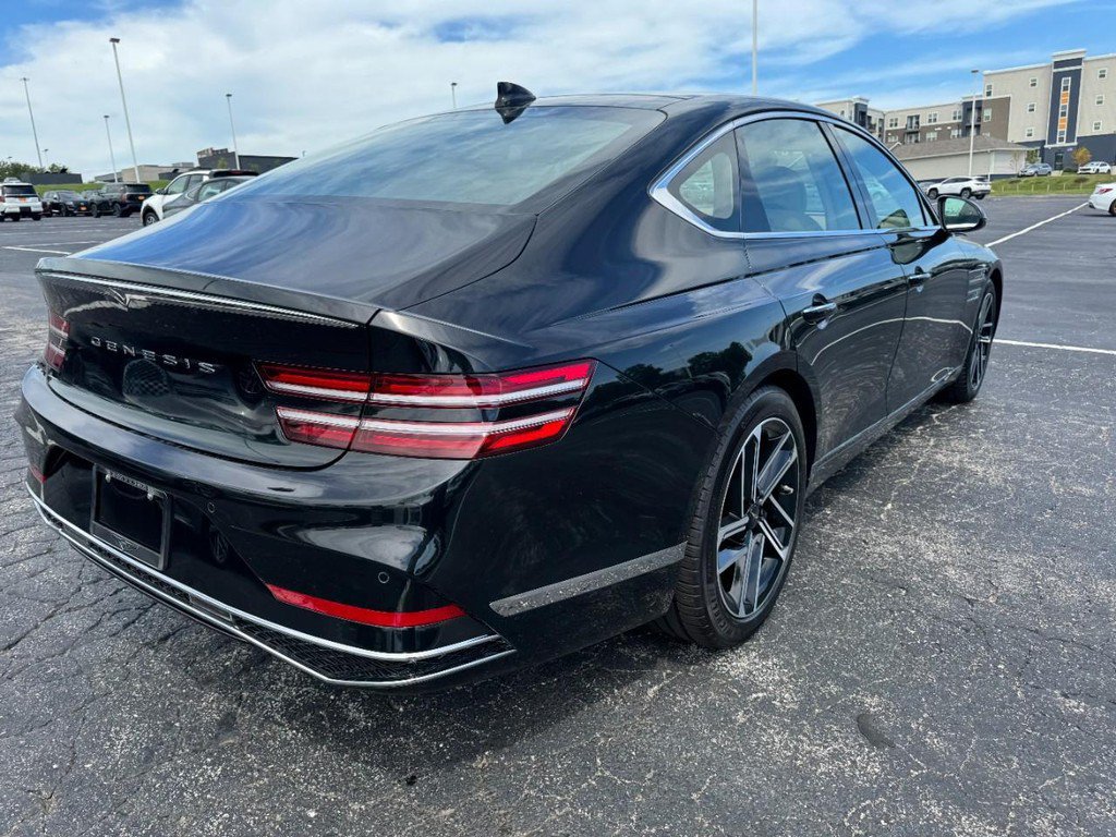 Used 2027 Genesis G80 2.5T Advanced AWD/4WD image 3