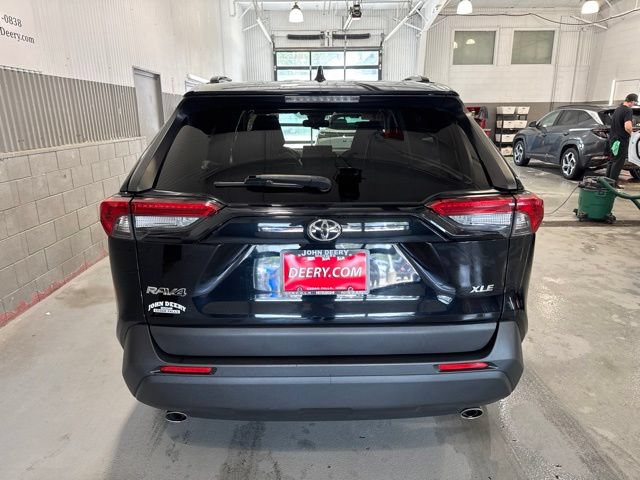 Used 2019 Toyota RAV4 XLE Premium w/ Protection Package FWD image 5