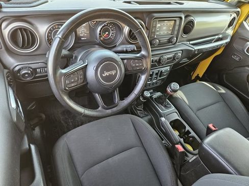 Used 2019 Jeep Wrangler Sport AWD/4WD image 24