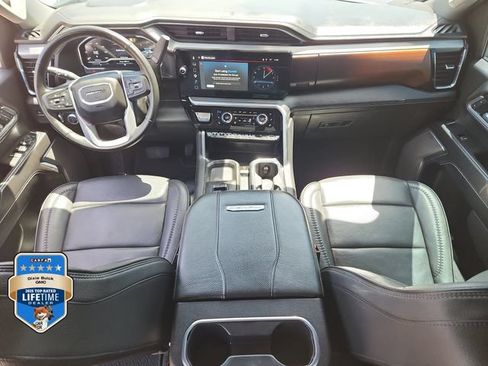 Certified 2025 GMC Sierra 2500 Denali w/ Technology Package AWD/4WD image 12