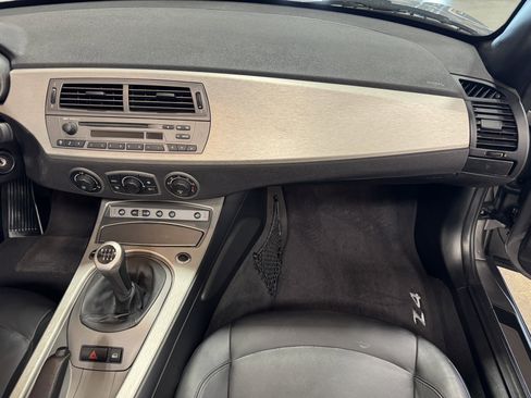 Used 2003 BMW Z4 3.0i image 33