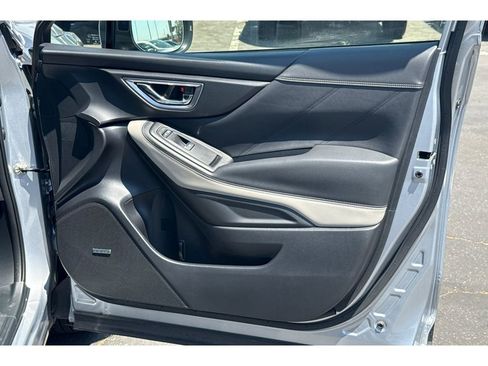 Used 2022 Subaru Forester Limited w/ Popular Package #3 image 21