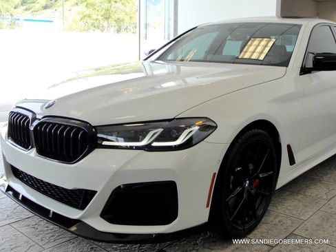 Used 2023 BMW 540i w/ M Sport Package RWD image 41