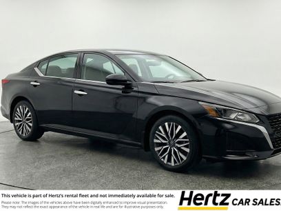 Used 2025 Nissan Altima 2.5 SV