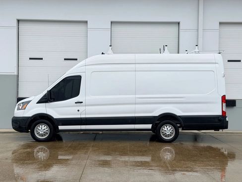 Used 2025 Ford Transit 250 148 High Roof Extended AWD w/ Load Area Protection Package image 2