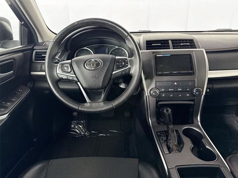 Used 2017 Toyota Camry SE FWD image 25
