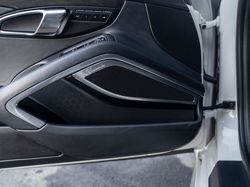 Certified 2015 Porsche 911 Turbo image 18