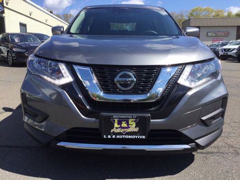 Used 2019 Nissan Rogue S AWD/4WD image 4