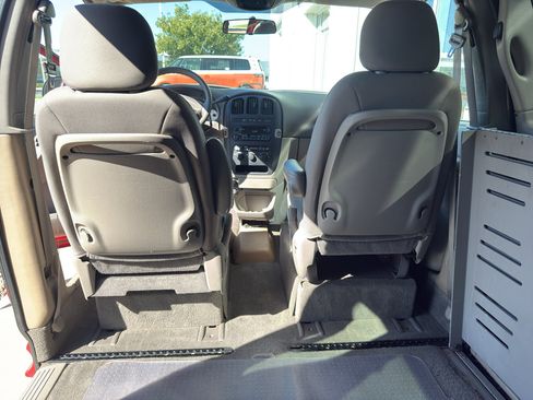 Used 2003 Dodge Grand Caravan Sport image 14