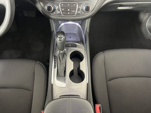 Used 2020 Chevrolet Malibu LT image 16