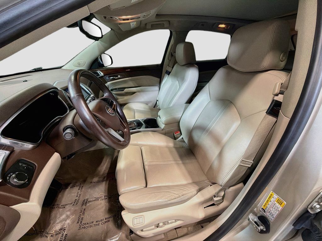 Used 2014 Cadillac SRX Luxury AWD/4WD image 21
