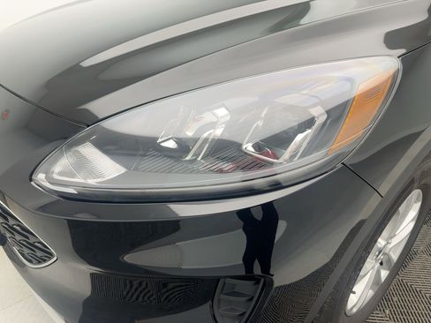 Used 2022 Ford Escape SE w/ Convenience Package image 11