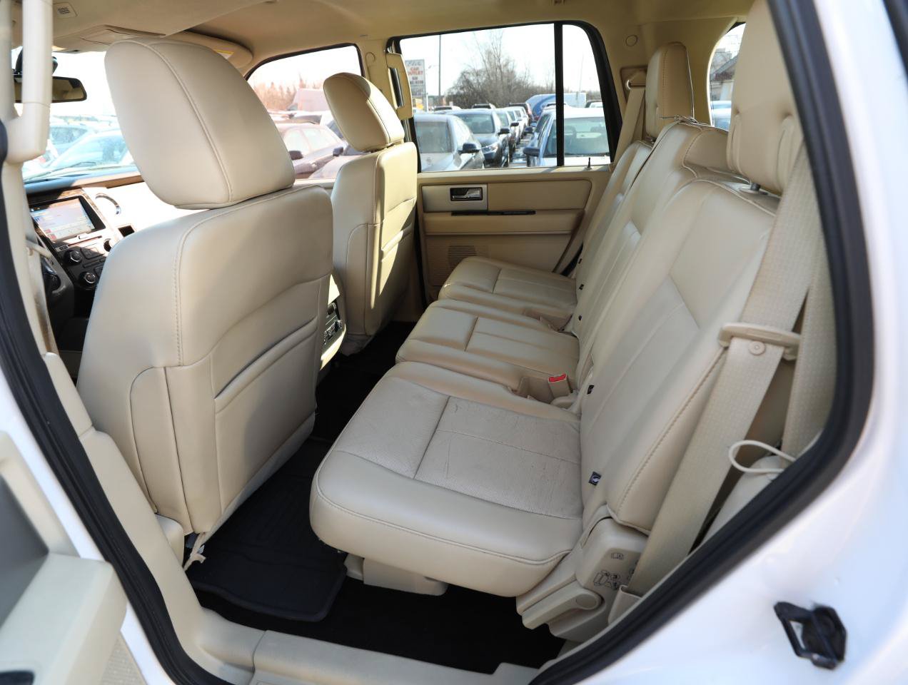 Used 2016 Ford Expedition Limited AWD/4WD image 16