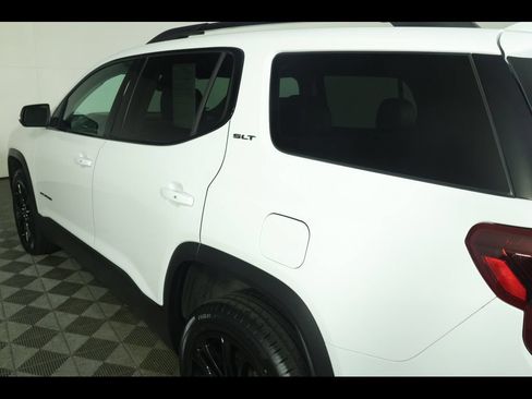 Certified 2023 GMC Acadia SLT w/ Elevation Edition FWD image 21