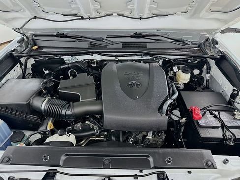 Used 2023 Toyota Tacoma SR5 image 25