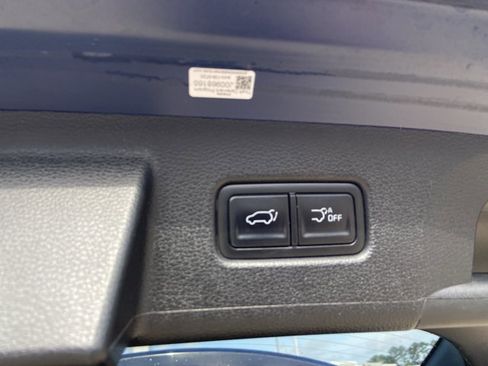 Used 2025 Kia Telluride S image 58