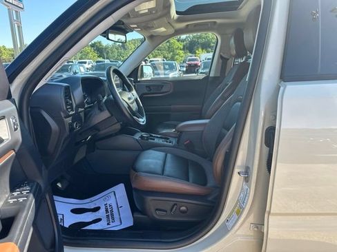 Used 2024 Ford Bronco Sport Outer Banks w/ Tech Package AWD/4WD image 5